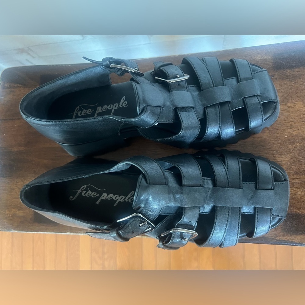 Free People Black Strappy Chunky Fisherman Sandals - Picture 6 of 14